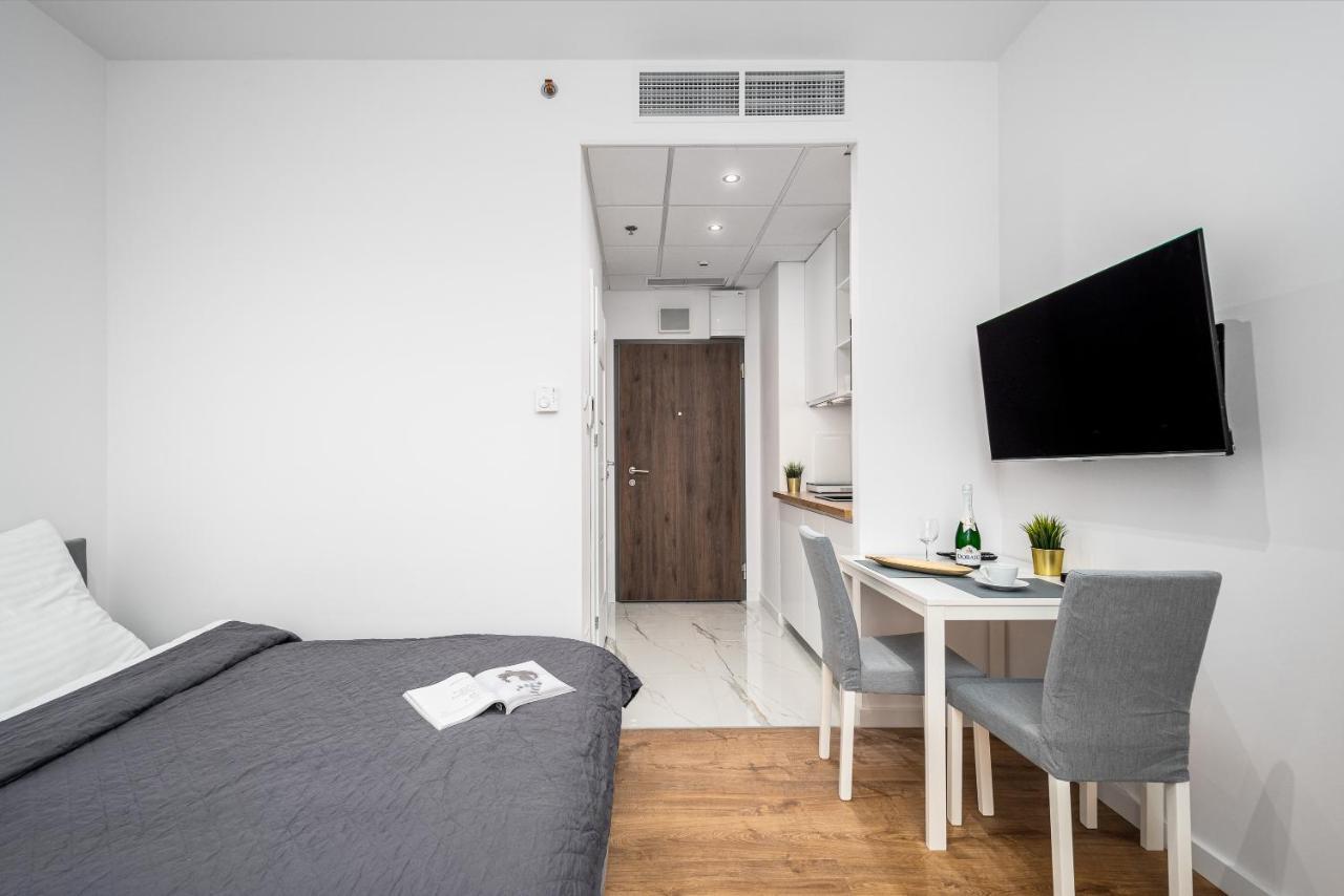 Welcome Apartments Kasprzaka Warsaw Exterior photo